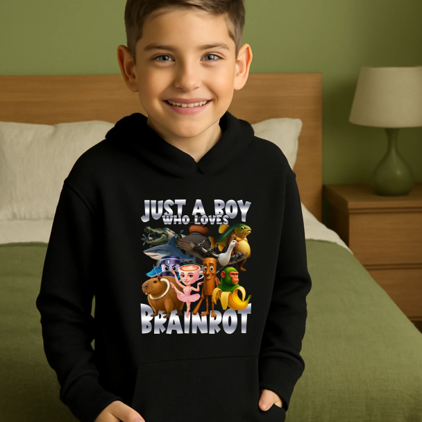 Just a boy who loves brainrot  - dziecięca bluza z nadrukiem